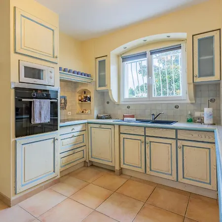 Vakantiehuis Gorgeous In Sur Orb Cessenon-sur-Orb