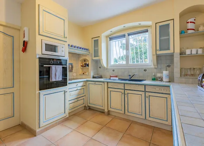 Ferienhaus Gorgeous In Sur Orb Cessenon-sur-Orb